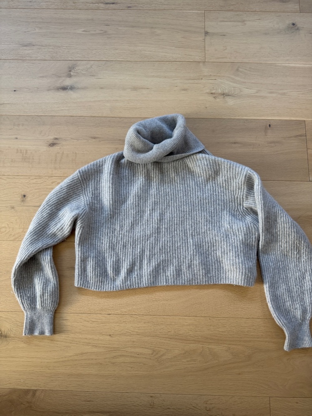 Cropped Babaton Sweater